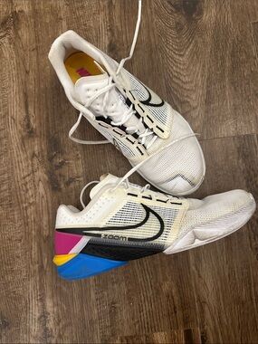 Nike Metcon W10 or M8